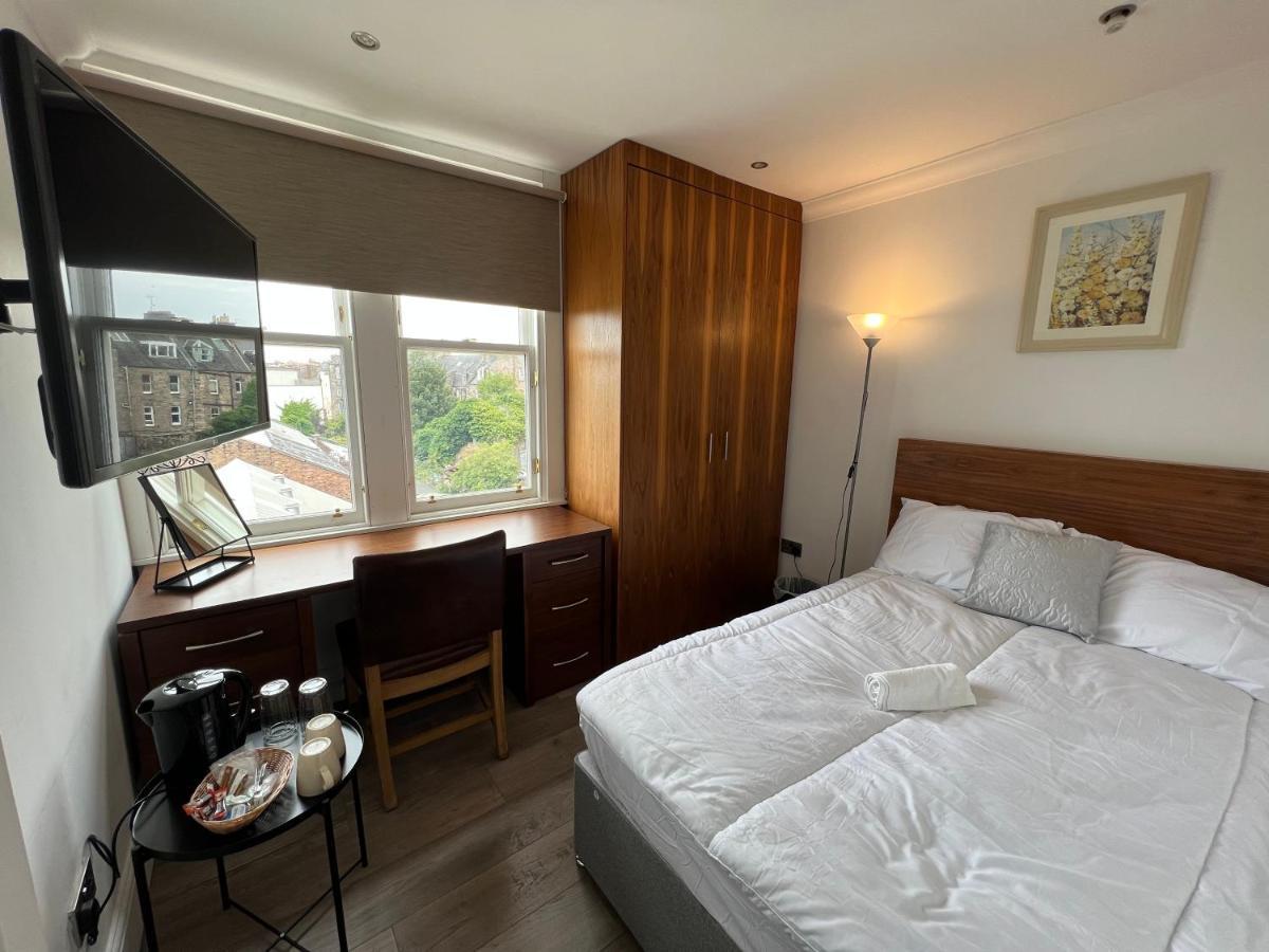 Cosy Double Room City Centre Edimburgo Esterno foto