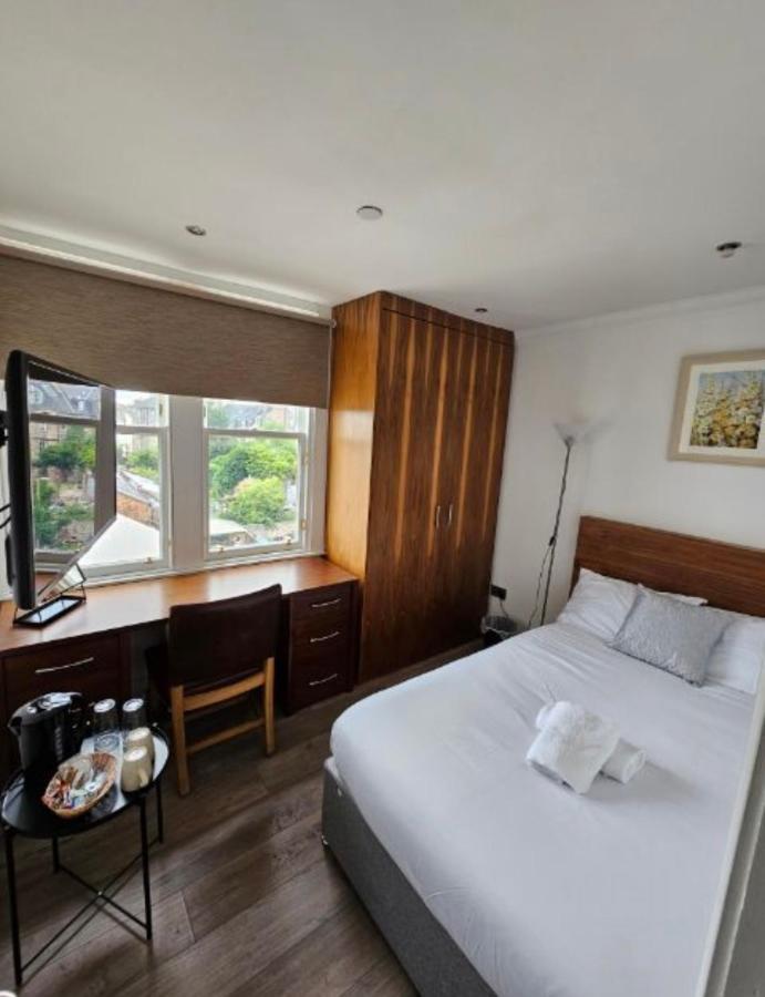 Cosy Double Room City Centre Edimburgo Esterno foto